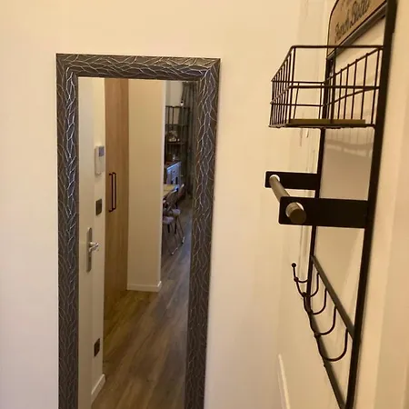 Stylovy A409 V Centre Nr, Parkovanie V Cene * Νίτρα