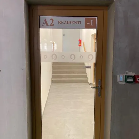 Stylovy A409 V Centre Nr, Parkovanie V Cene * ניטרה
